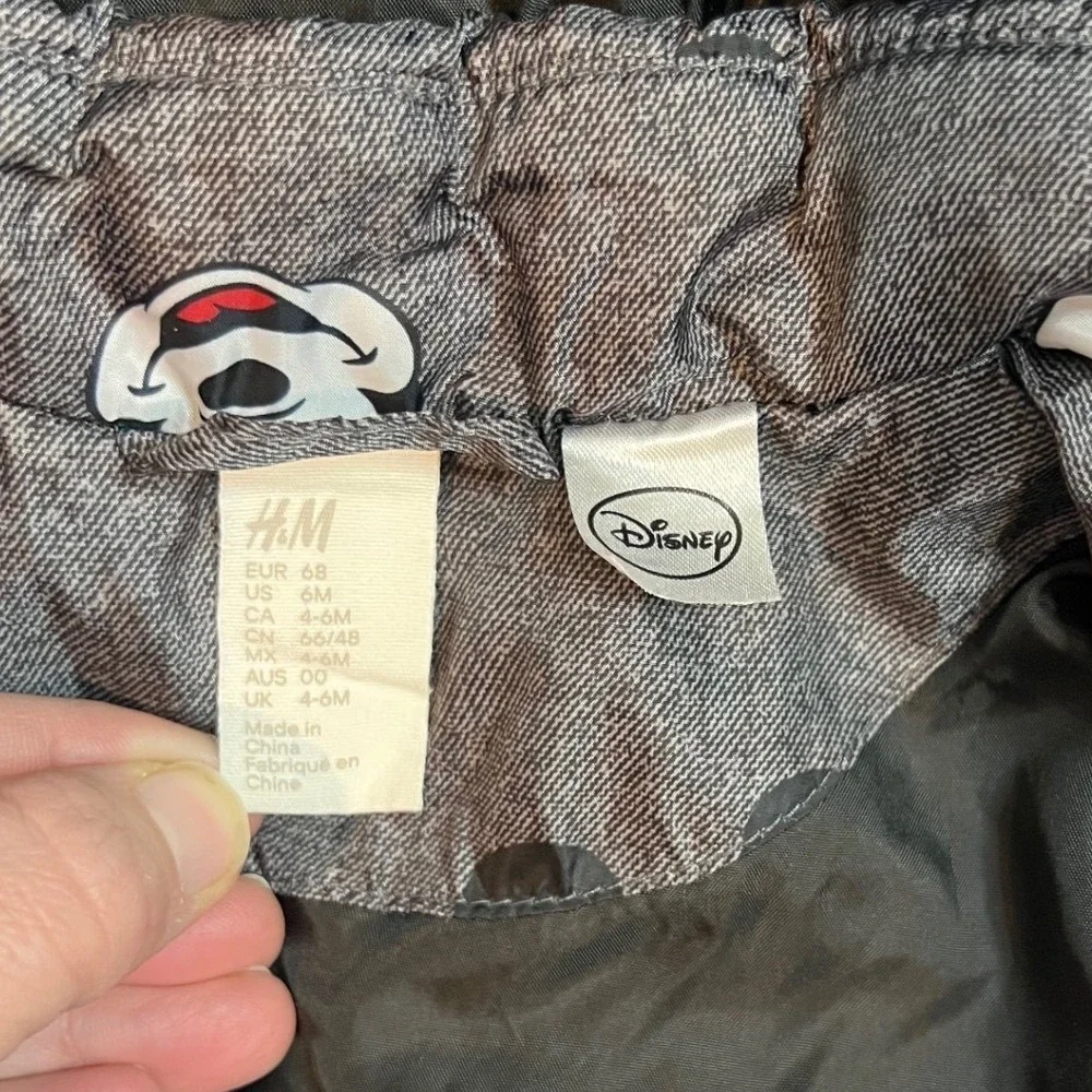 H&M Disney Mickey Mouse Puffer Jacket Size 6 month Disneyland Removable Hood‎